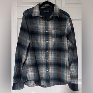 Men's Ocean Current Flannel Long Sleeved Button Down Shirt